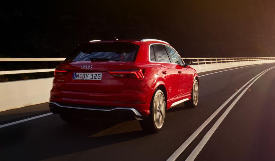  Audi RS Q3 2020 года  (AU) (фото 10 из 31)